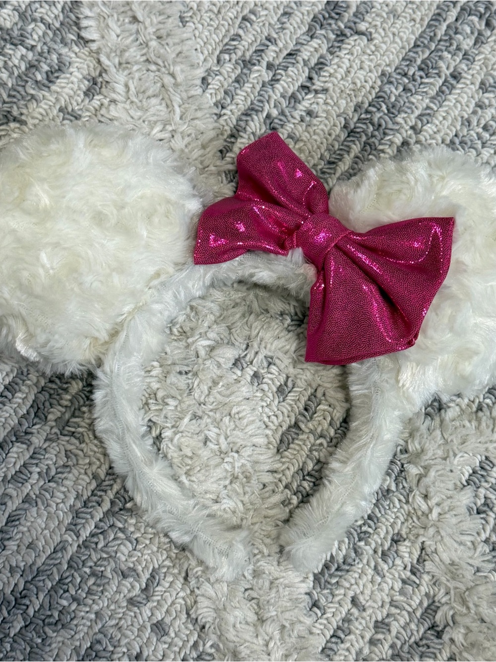 Minnie Mouse Ears Headband White Plush Headband with Pink sparkly Bow